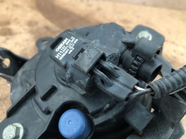 bontott NISSAN QASHQAI Bal Ködfényszóró