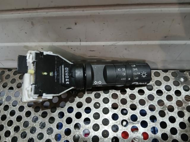 bontott NISSAN QASHQAI Bal Kormánykapcsoló Irányjelző