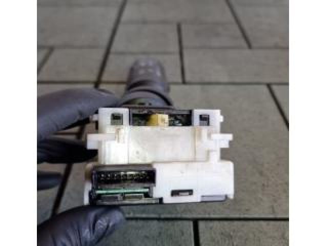 bontott NISSAN QASHQAI Bal Kormánykapcsoló Irányjelző