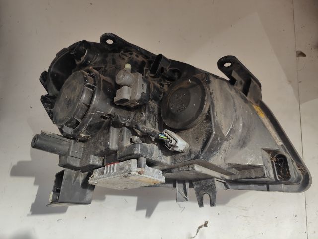 bontott NISSAN QASHQAI Bal Xenon Fényszóró