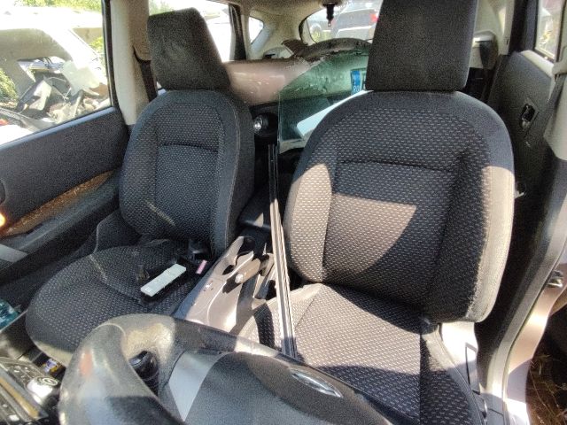 bontott NISSAN QASHQAI Biztosítéktábla Utastér