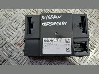 bontott NISSAN QASHQAI Biztosítéktábla Utastér