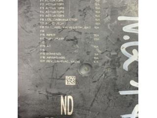 bontott NISSAN QASHQAI Biztosítéktábla Utastér