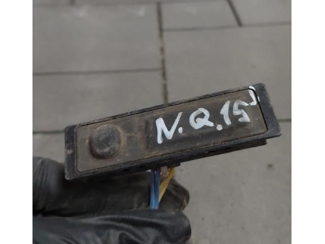 bontott NISSAN QASHQAI Csomagtér Nyitó Kar / Gomb