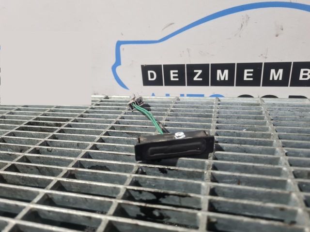 bontott NISSAN QASHQAI Csomagtérajtó Kilincs