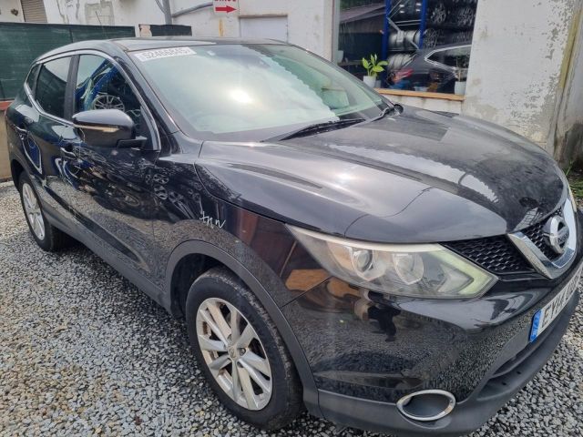 bontott NISSAN QASHQAI Csomagtérajtó Kilincs