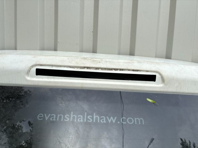 bontott NISSAN QASHQAI Csomagtérajtó (Részeivel)