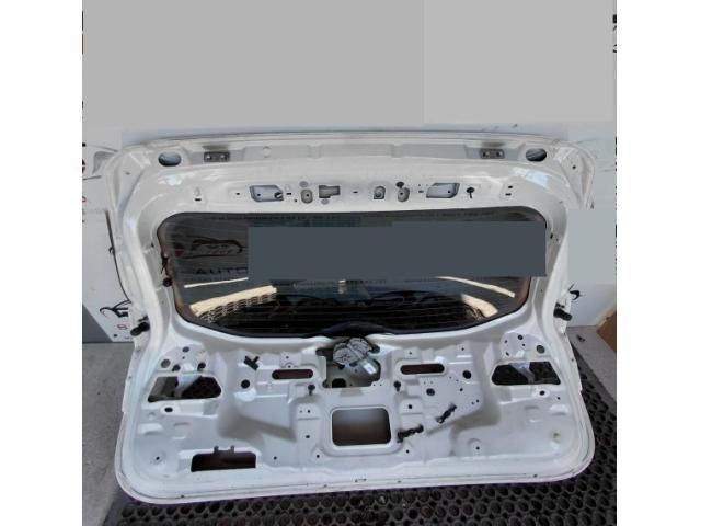 bontott NISSAN QASHQAI Csomagtérajtó (Üres lemez)