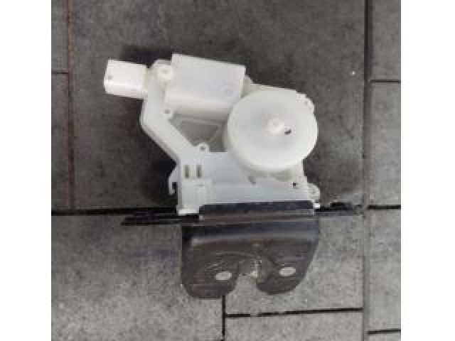 bontott NISSAN QASHQAI Csomagtérajtó Zárszerkezet