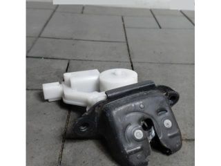 bontott NISSAN QASHQAI Csomagtérajtó Zárszerkezet