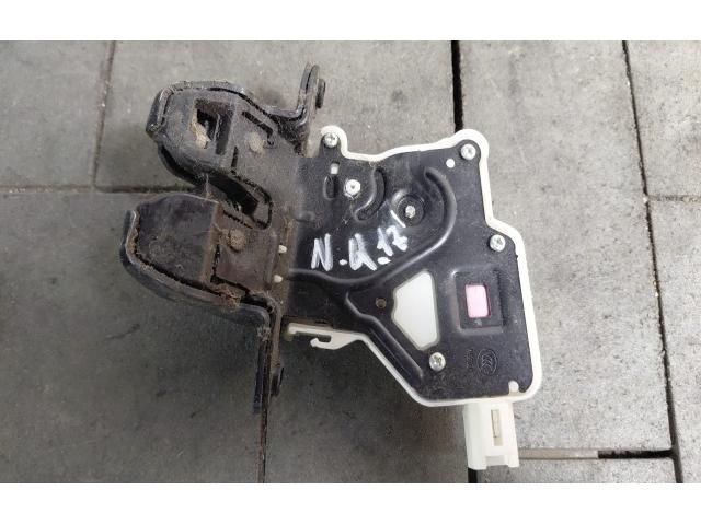 bontott NISSAN QASHQAI Csomagtérajtó Zárszerkezet