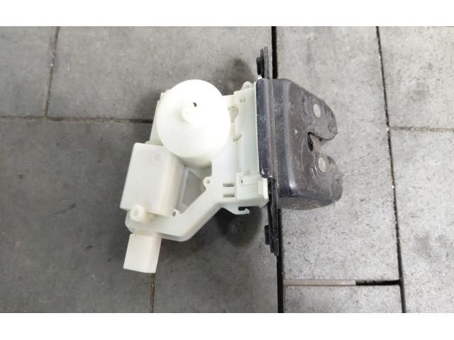 bontott NISSAN QASHQAI Csomagtérajtó Zárszerkezet