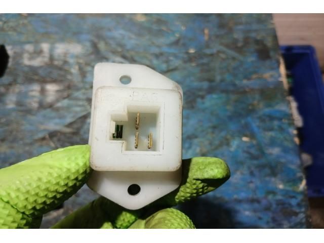 bontott NISSAN QASHQAI Előtét Ellenállás Fűtőmotor