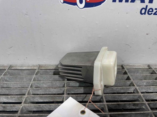 bontott NISSAN QASHQAI Előtét Ellenállás Fűtőmotor