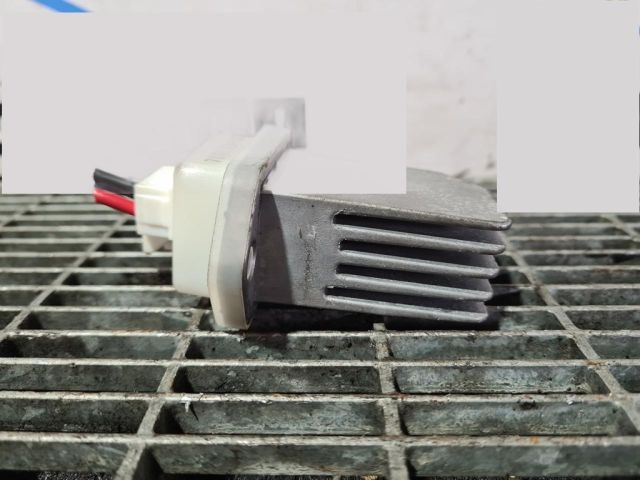 bontott NISSAN QASHQAI Előtét Ellenállás Fűtőmotor