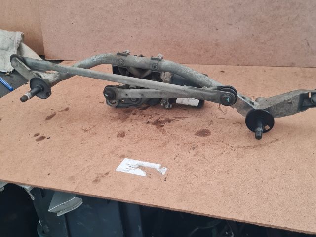 bontott NISSAN QASHQAI Első Ablaktörlő Szerkezet Motorral