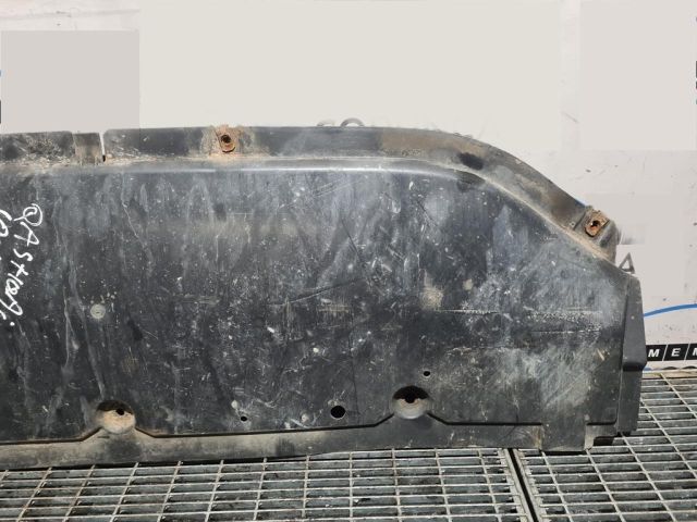 bontott NISSAN QASHQAI Első Koptató