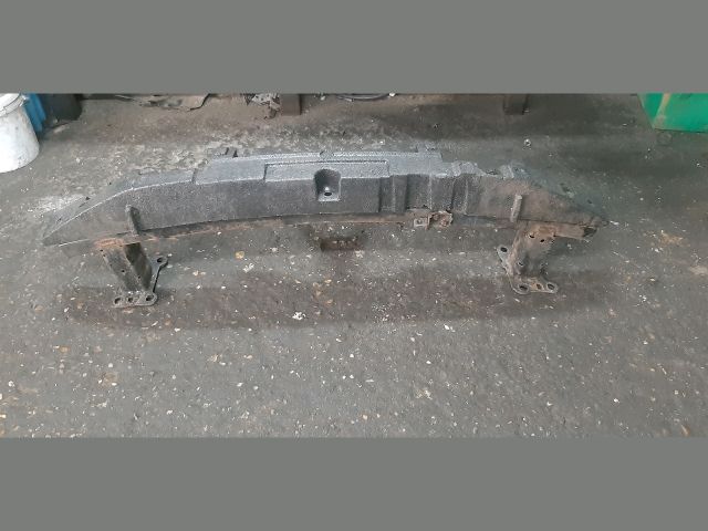 bontott NISSAN QASHQAI Első Lökhárító Merevítő (Fém)