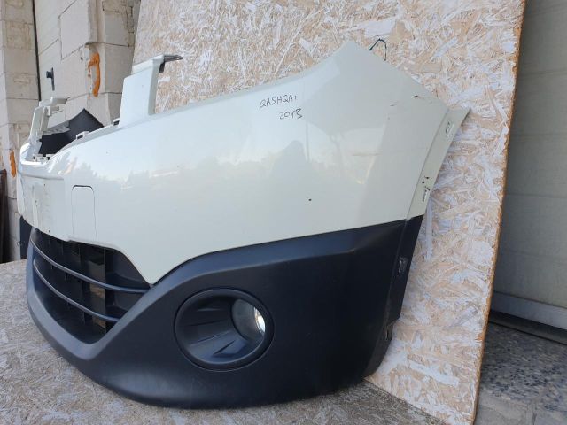 bontott NISSAN QASHQAI Első Lökhárító (Részeivel)