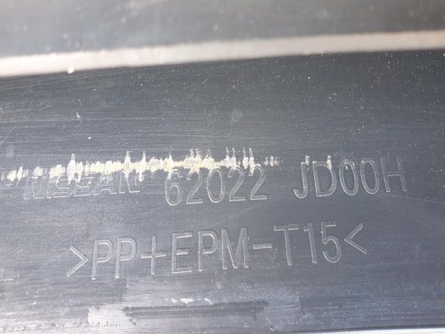 bontott NISSAN QASHQAI Első Lökhárító (Részeivel)