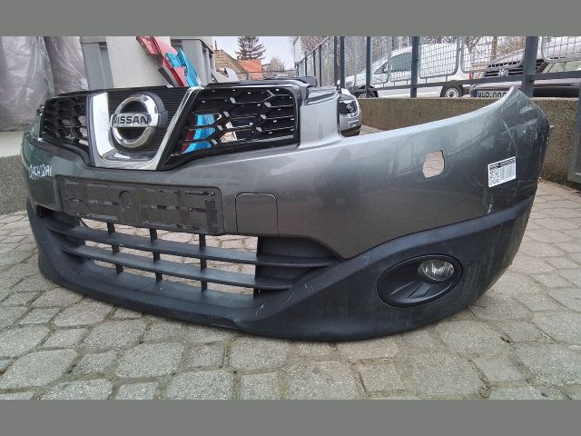 bontott NISSAN QASHQAI Első Lökhárító (Részeivel)