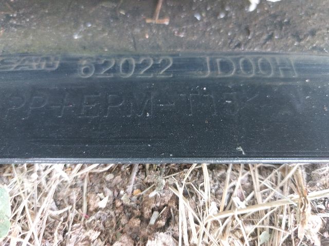 bontott NISSAN QASHQAI Első Lökhárító (Részeivel)