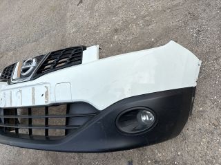 bontott NISSAN QASHQAI Első Lökhárító (Részeivel)