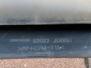 bontott NISSAN QASHQAI Első Lökhárító (Részeivel)