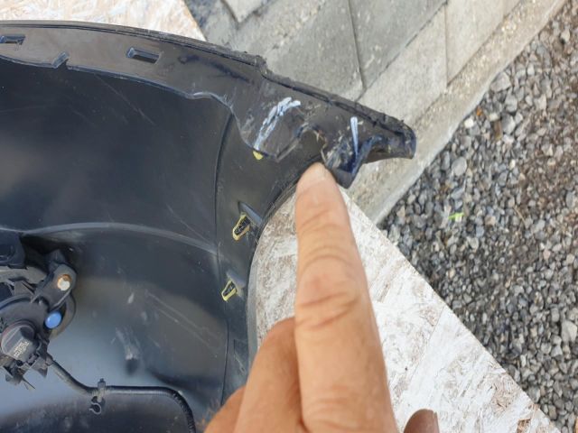 bontott NISSAN QASHQAI Első Lökhárító (Részeivel)