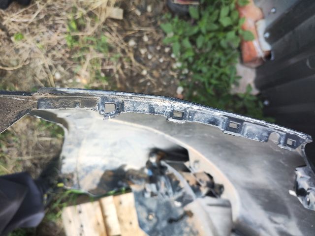 bontott NISSAN QASHQAI Első Lökhárító (Részeivel)