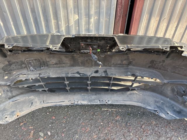 bontott NISSAN QASHQAI Első Lökhárító (Részeivel)