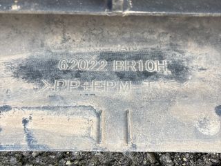 bontott NISSAN QASHQAI Első Lökhárító (Részeivel)