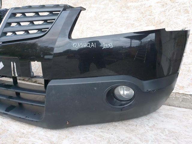 bontott NISSAN QASHQAI Első Lökhárító (Részeivel)