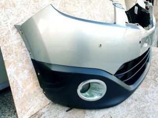 bontott NISSAN QASHQAI Első Lökhárító (Részeivel)