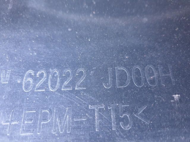 bontott NISSAN QASHQAI Első Lökhárító (Részeivel)