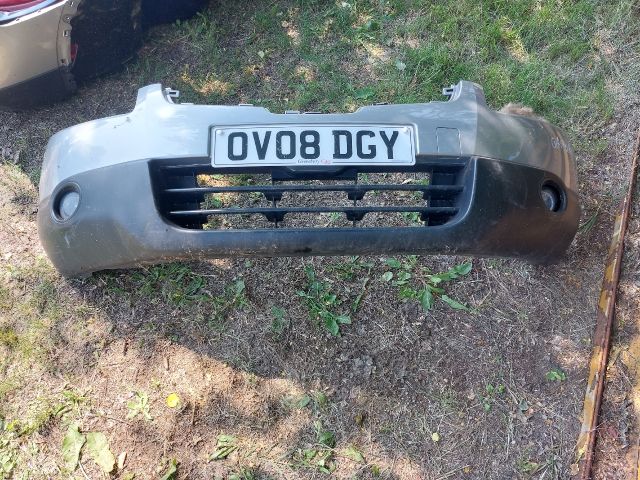 bontott NISSAN QASHQAI Első Lökhárító (Részeivel)