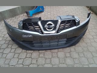 bontott NISSAN QASHQAI Első Lökhárító (Részeivel)