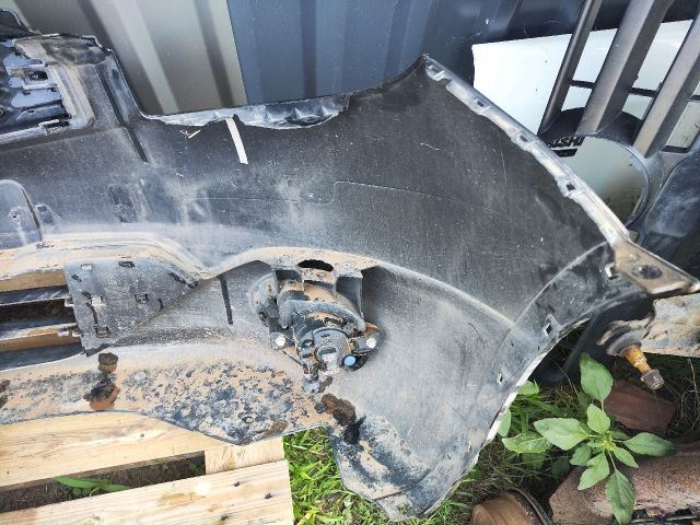 bontott NISSAN QASHQAI Első Lökhárító (Részeivel)