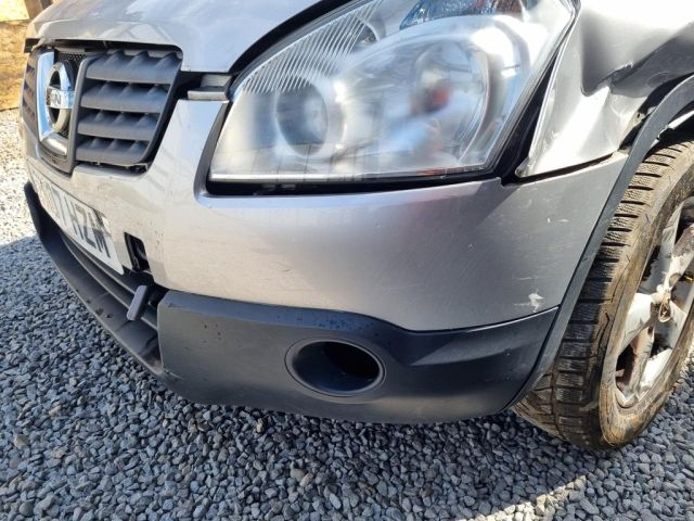 bontott NISSAN QASHQAI Első Lökhárító (Üresen)