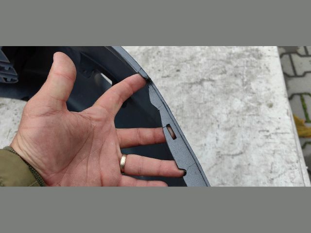 bontott NISSAN QASHQAI Első Lökhárító (Üresen)