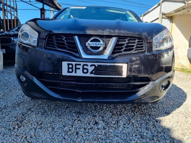 bontott NISSAN QASHQAI Első Lökhárító (Üresen)