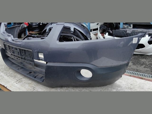 bontott NISSAN QASHQAI Első Lökhárító (Üresen)