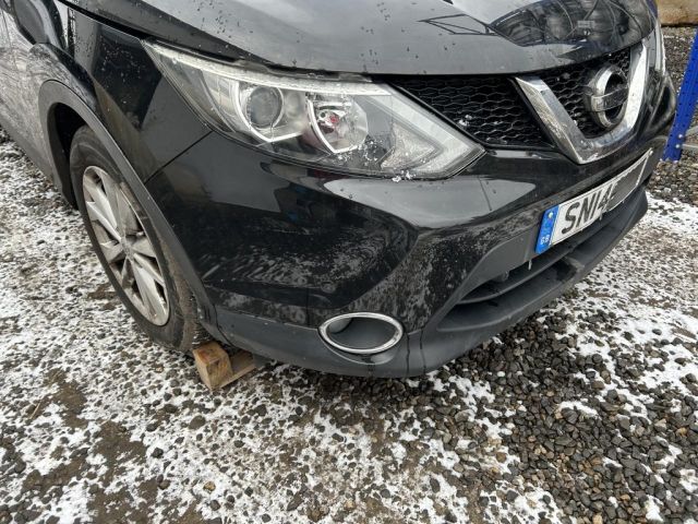 bontott NISSAN QASHQAI Első Lökhárító (Üresen)