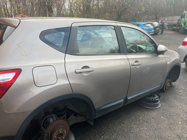 bontott NISSAN QASHQAI Első Szélvédő