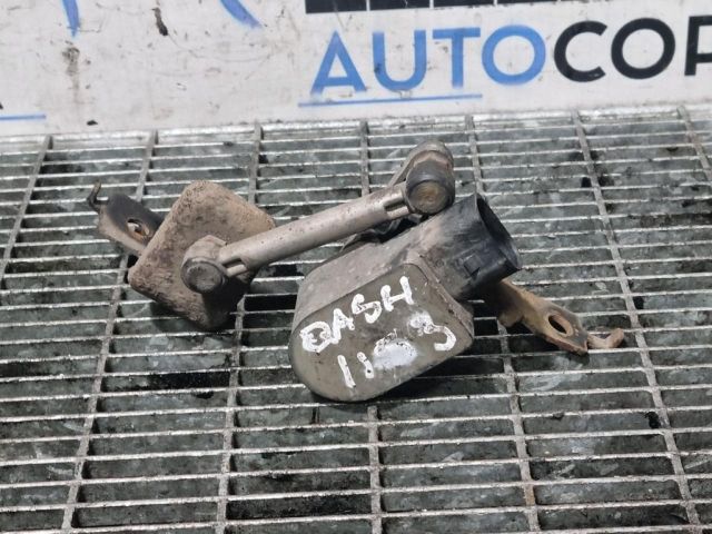 bontott NISSAN QASHQAI Első Xenon Szintszabályzó Jeladó