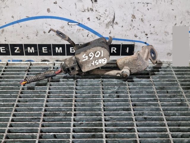 bontott NISSAN QASHQAI Első Xenon Szintszabályzó Jeladó