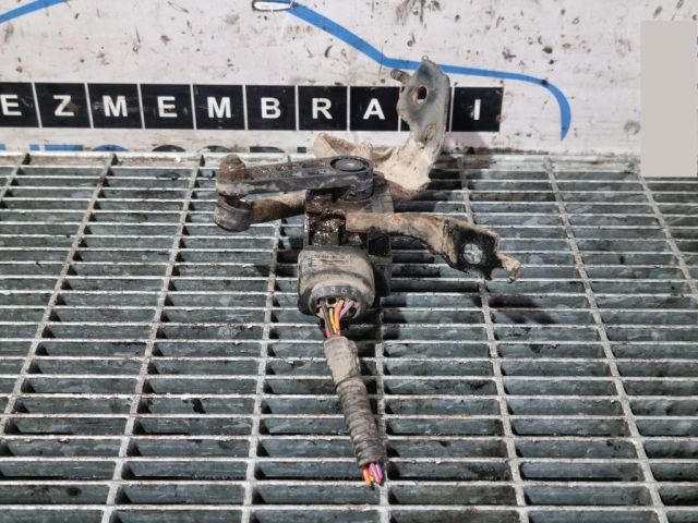 bontott NISSAN QASHQAI Első Xenon Szintszabályzó Jeladó