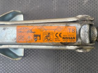 bontott NISSAN QASHQAI Emelő