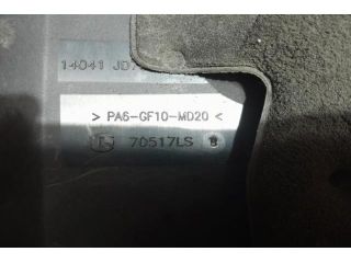 bontott NISSAN QASHQAI Felső Hűtőburkolat