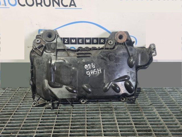 bontott NISSAN QASHQAI Felső Hűtőburkolat